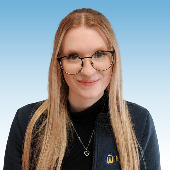 Portrait der Mitarbeiterin Sophie Schopf