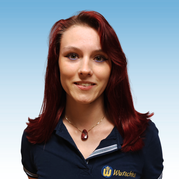 Portrait der Mitarbeiterin Jaqueline Toncar