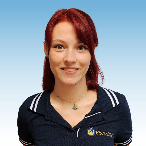 Portrait der Mitarbeiterin Jaqueline Toncar